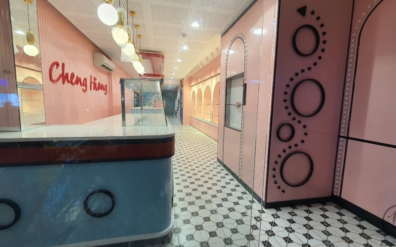 THI CÔNG NHÀ HÀNG BEE CHANG HIANG MALAYSIA TẠI Q10