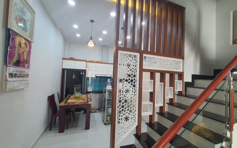 THI CÔNG BẾP NHÀ ANH CHUNG - Q6