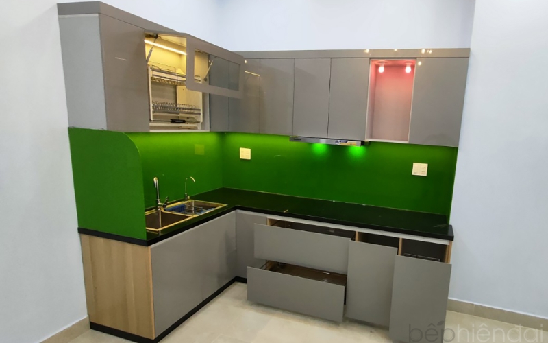 THI CÔNG BẾP NHÀ CHỊ VĂN - ĐƯỜNG 18B BÌNH TÂN