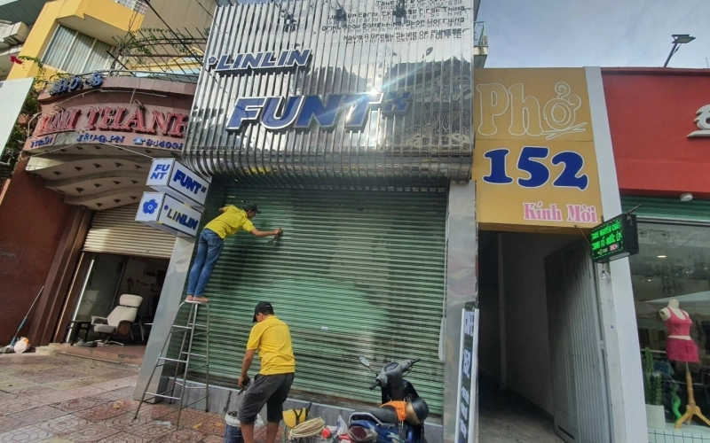THI CÔNG SHOP THỜI TRANG FUNT - TQD Q3