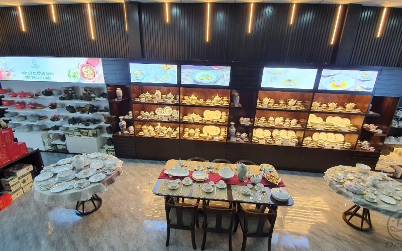 THI CÔNG SHOWROOM GỐM SỨ MINH LONG I - CN ĐẮC NÔNG