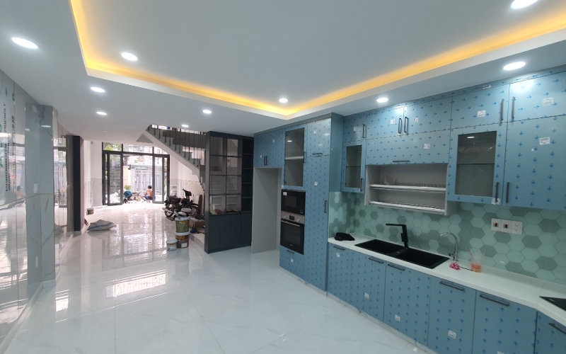 THI CÔNG BẾP NHÀ ANH CHUNG - Q6