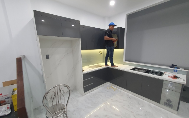 THI CÔNG BẾP NHÀ ANH QUÂN - LONG AN