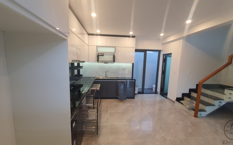 THI CÔNG BẾP NHÀ ANH ĐỨC - NHÀ BÈ